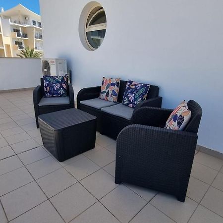 Sea View Penthouse In Albufeira Apartment Exterior photo