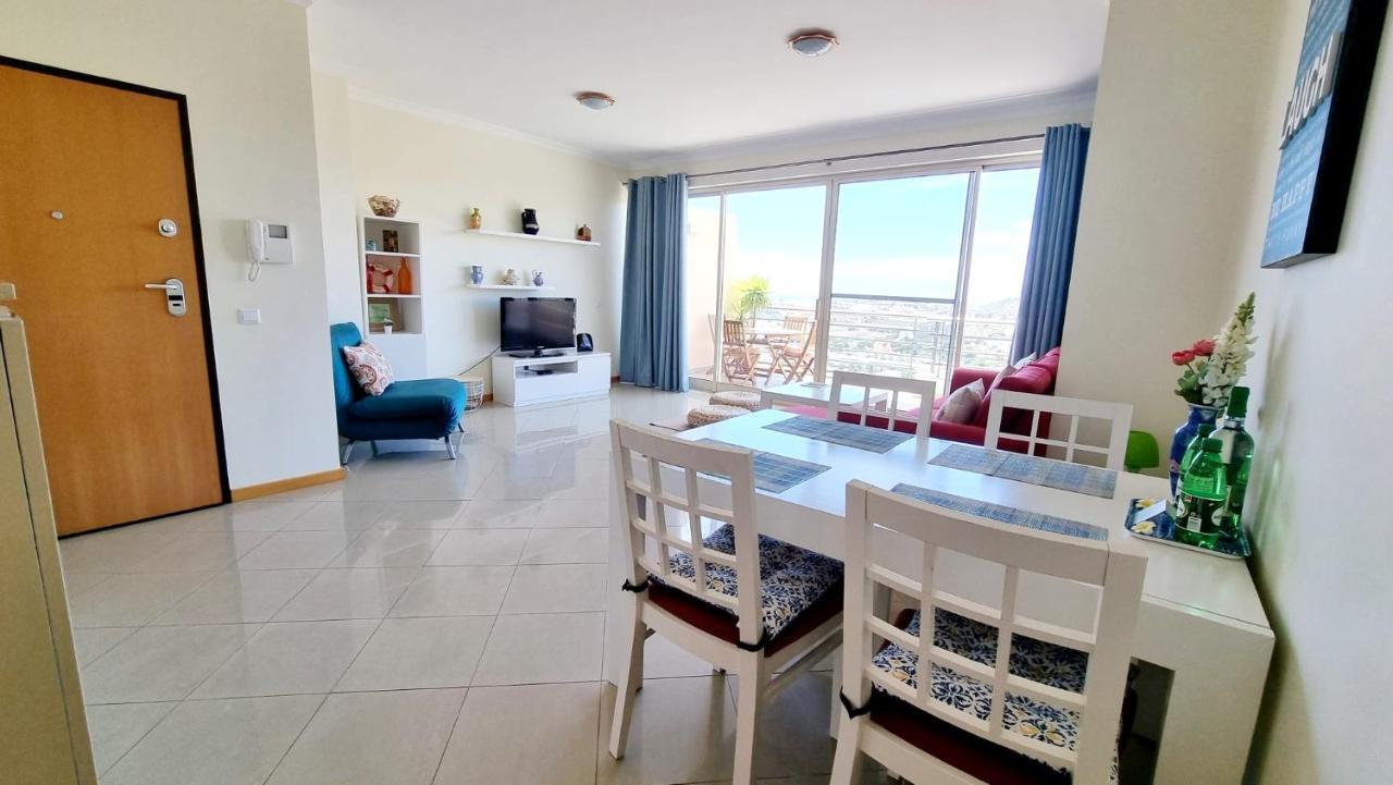 Sea View Penthouse In Albufeira Apartment Exterior photo