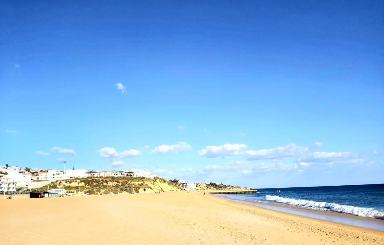 Sea View Penthouse In Albufeira Apartment Exterior photo